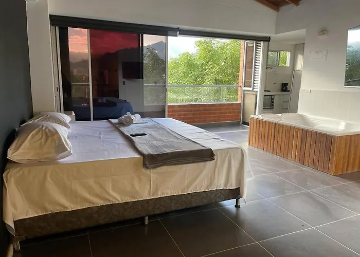Hermoso Loft Con Jacuzzi Y Balcon
